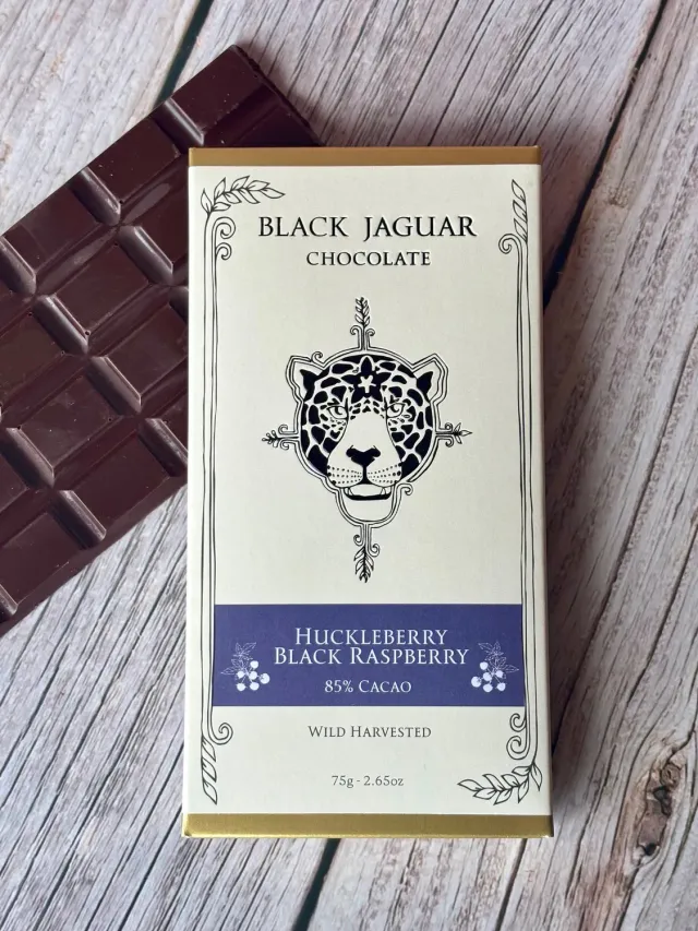 Black Jaguar Huckleberry Black Raspberry 85% reep puur bes