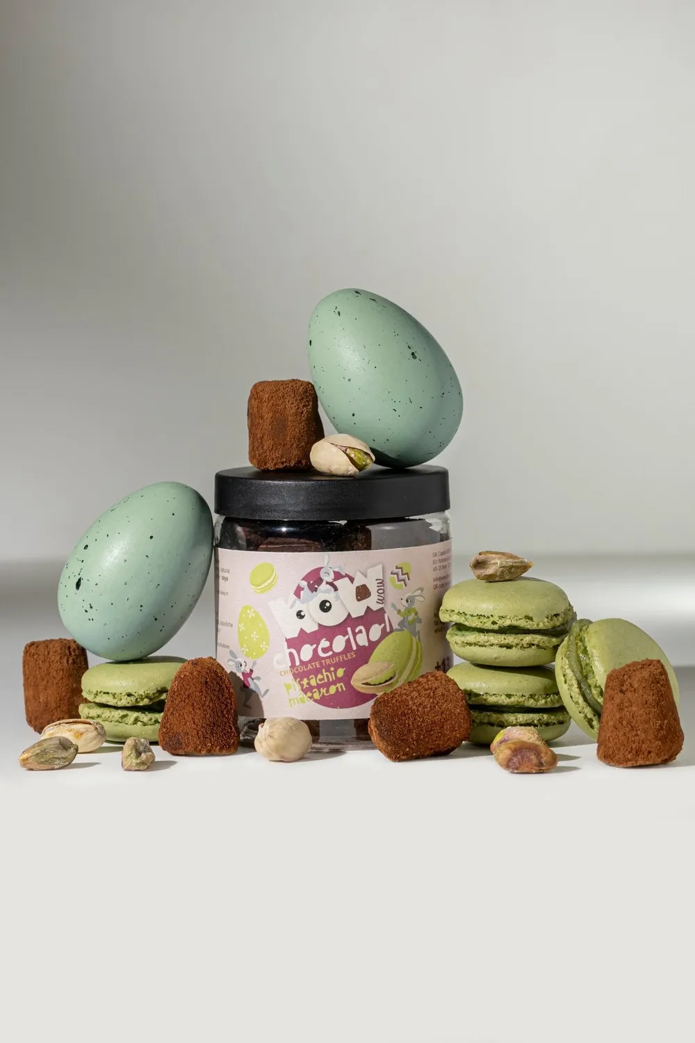 WOW Chocolao Pistache Macaron chocoladetruffels 130g paaspot