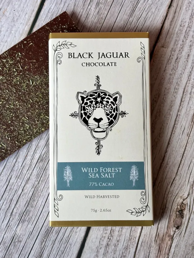 Black Jaguar Wild Forest Sea Salt 77% chocoladereep puur