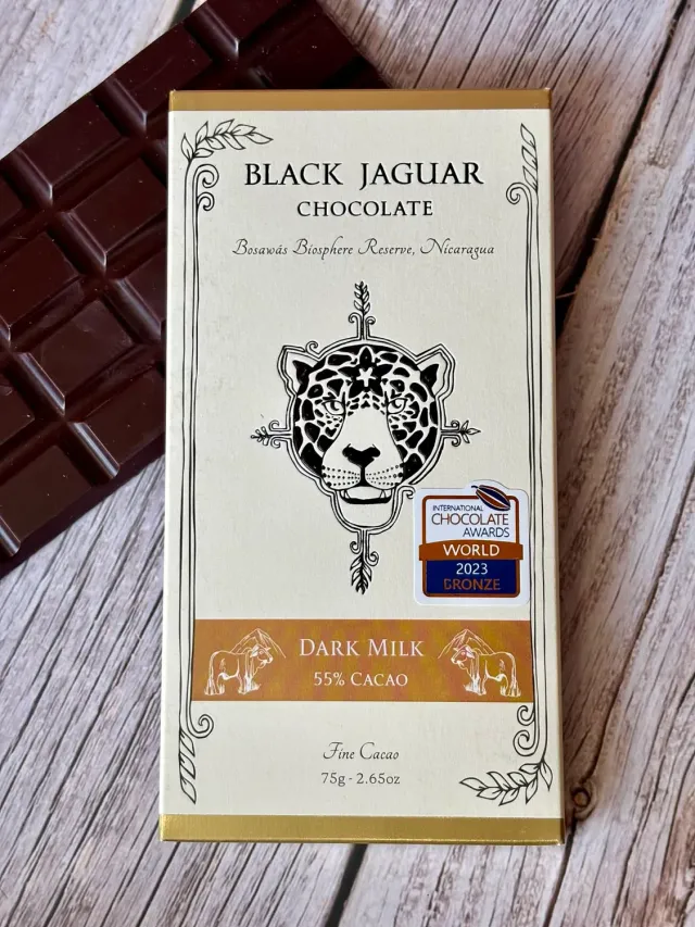 Black Jaguar Dark Milk 55% chocoladereep melk fruitig